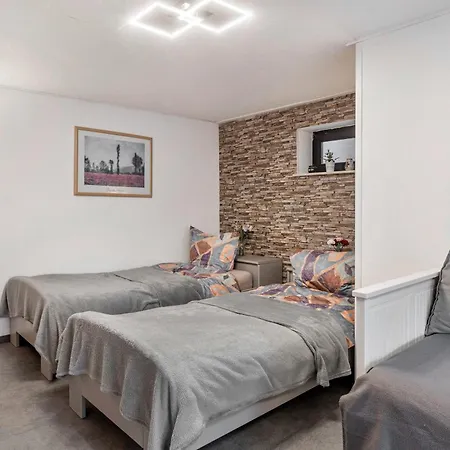 아파트 Am Wiesbachtal Wehrheim